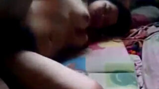 คลิปหลุดดูฟรี วีดีโอโป๊ คลิปหลุดไทย เมียหลับอยู่ปลุกมากระหน่ำซอย หนังเอ็กออนไลน์ คลิปเสียวไทย