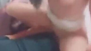 คลิปโป๊ออนไลน์ฟรี คลิปหลุดทางบ้าน แอบเย็ดกับเพื่อนมันส์ ๆ ควยใหญ่เด้ารูหีดีโดนใจ ดูฟรีที่นี่ FREE XNXX