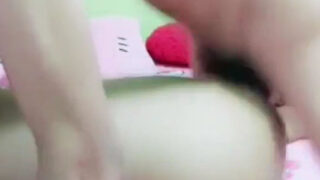 คลิปหลุดดูฟรี วีดีโอโป๊ หลุดจากมือถือ สาวสวยแหกหีขย่มควยมันส์ ๆ หนังเอ็กออนไลน์ คลิปเสียวไทย FREE XNXX 18+