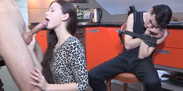 ดูหนังโป๊ยุโรปออนไลน์ผ่านมือถือ PORN HUB เย็ดเจ้าหนี้โชว์ผัว ซอยร่องหี โชว์ลีลาขย่มตอ