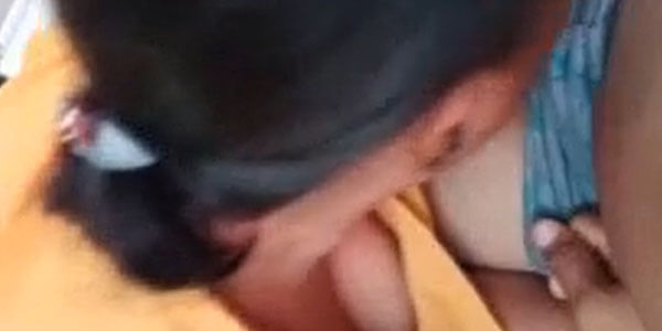 หลุด Twitter คลิปโป๊ อมเสียวแตกคาปาก สาววัยรุ่นเปรี้ยวปาก จับควยแฟนอมน้ำแตก กินน้ำควยแสนอร่อย