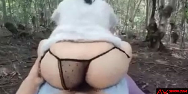 XXXX18 คลิปนัดเย็ดแฟนสาวในป่า เย็ดกันเสียวจัดครางลั่นทุ่ง 18+