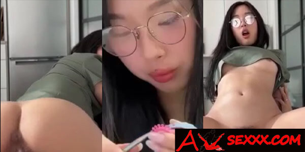 หนุ่มเย็ดน้องแว่นเงี่ยนหี
