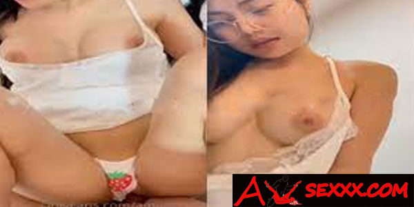 หลุดโอนลี่แฟน คลิปหลุดไหม่น้องแอมหีสวย ขย่มควยแฟนจับเย็ดสด