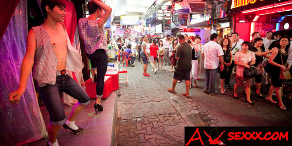 XXXThai 18+ เย็ดหีสาวไทยที่จุดกางเต้น จัดหนักเอากันตอนไปแคมป์ปิ้ง